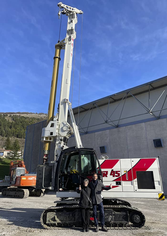 Vendita e noleggio macchine perforatrici - Noleggio Perforatrice Cingolata MAIT HR45