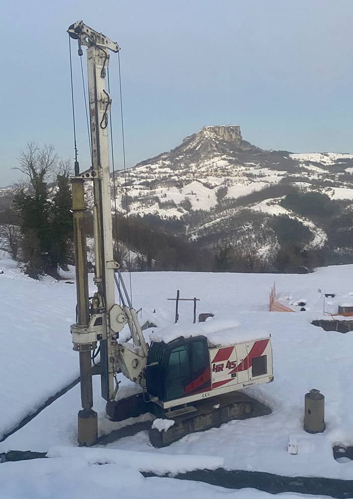 Vendita e noleggio macchine perforatrici - Noleggio Perforatrice Cingolata MAIT HR45