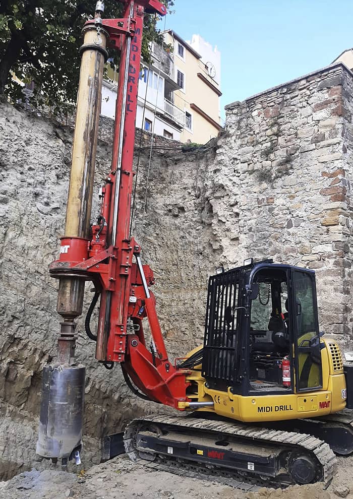 Vendita e noleggio macchine perforatrici - Noleggio Perforatrice Cingolata Compatta MAIT HR30